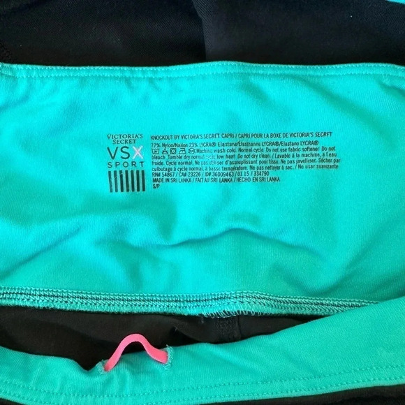 Victoria’s Secret VSX Sport Knockout Capri Leggings Bundle Size Small - Picture 3 of 4